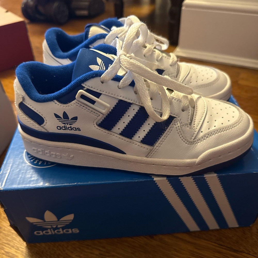 Adidas Boys shoes